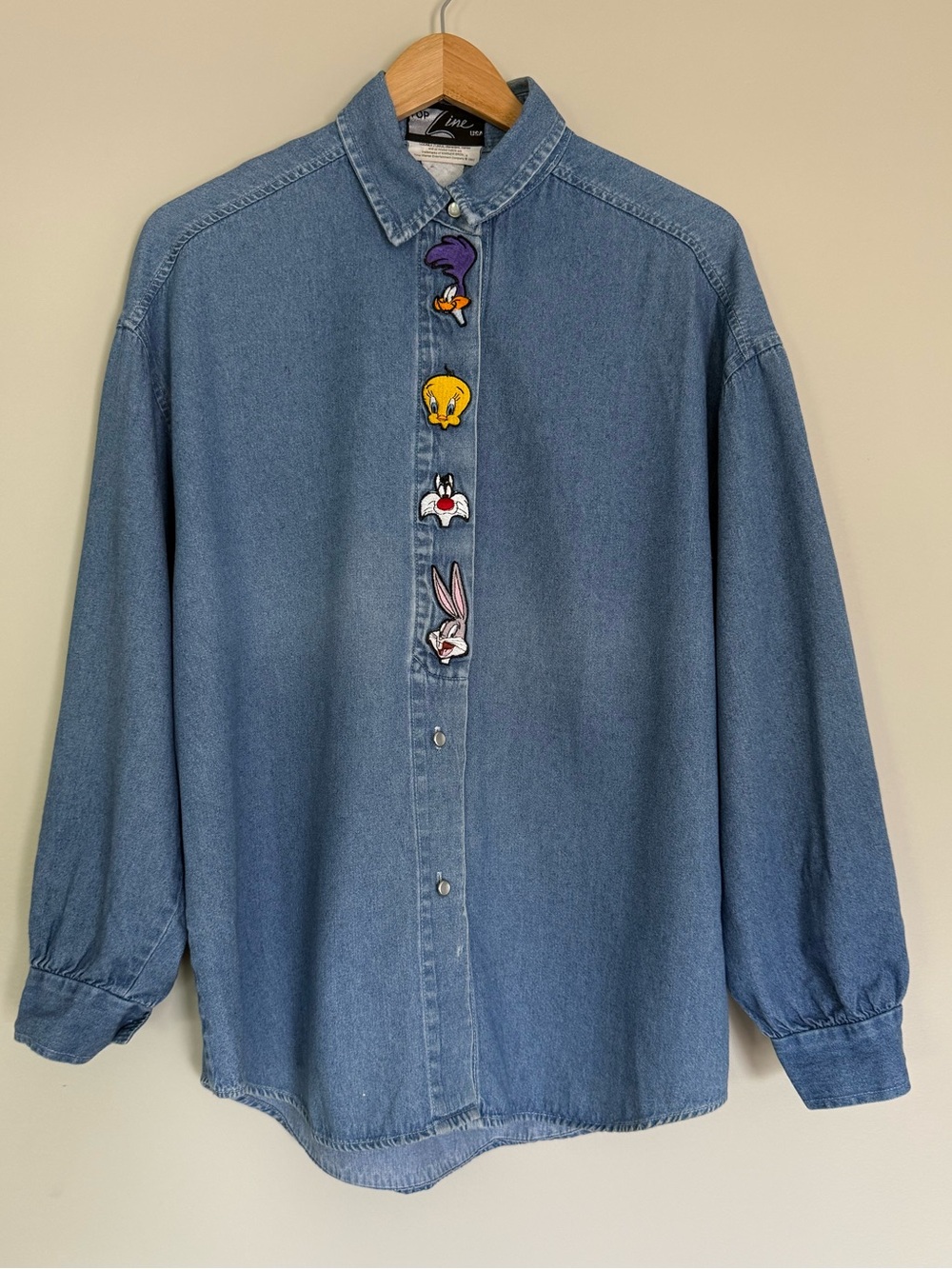 VTG 1992 Top Line USA Looney Tunes Character Patches Button Up Denim Shirt Sz M